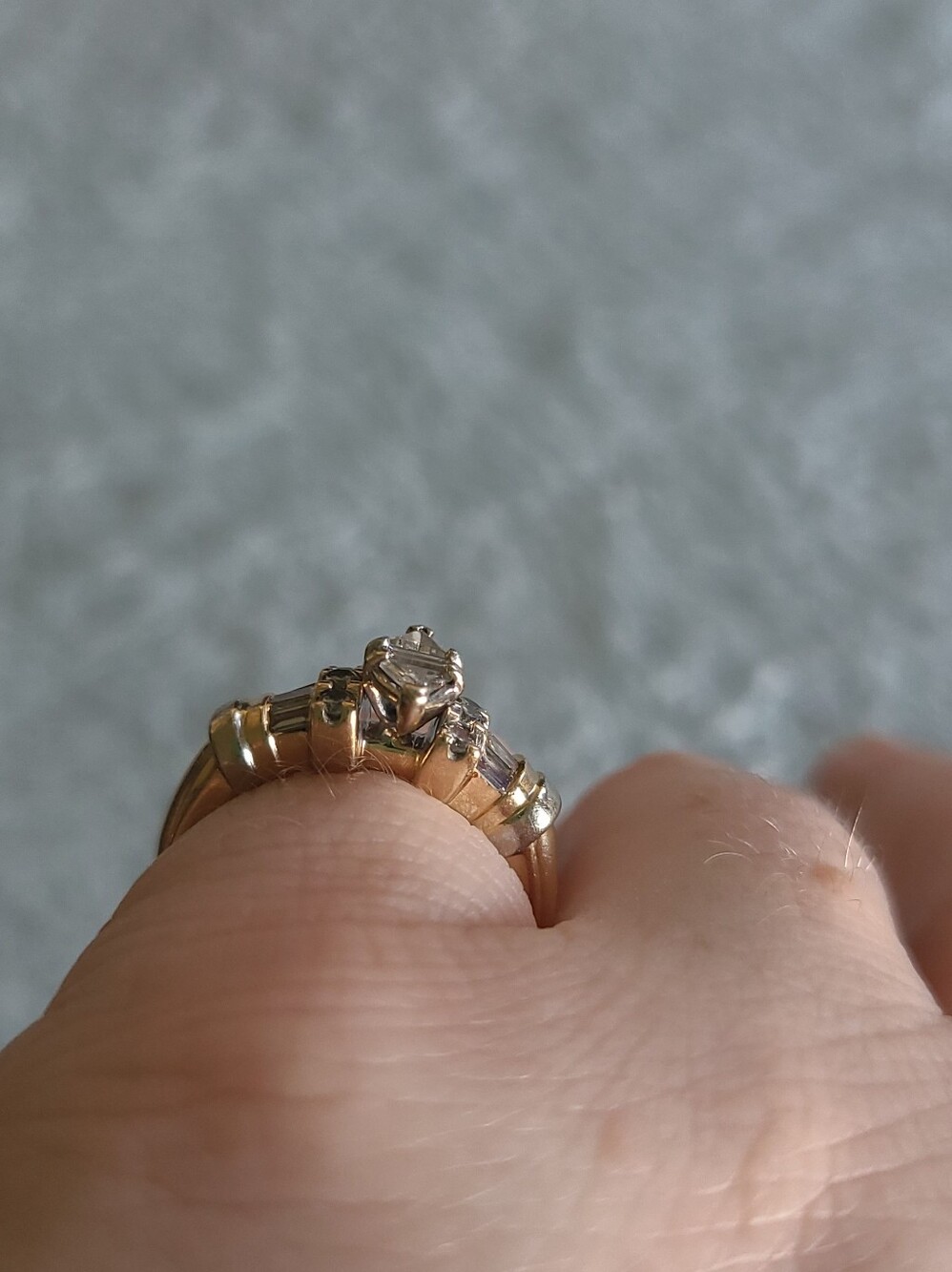 14K AM-Gold Vintage Diamond Statement Ring - Picture 14 of 15